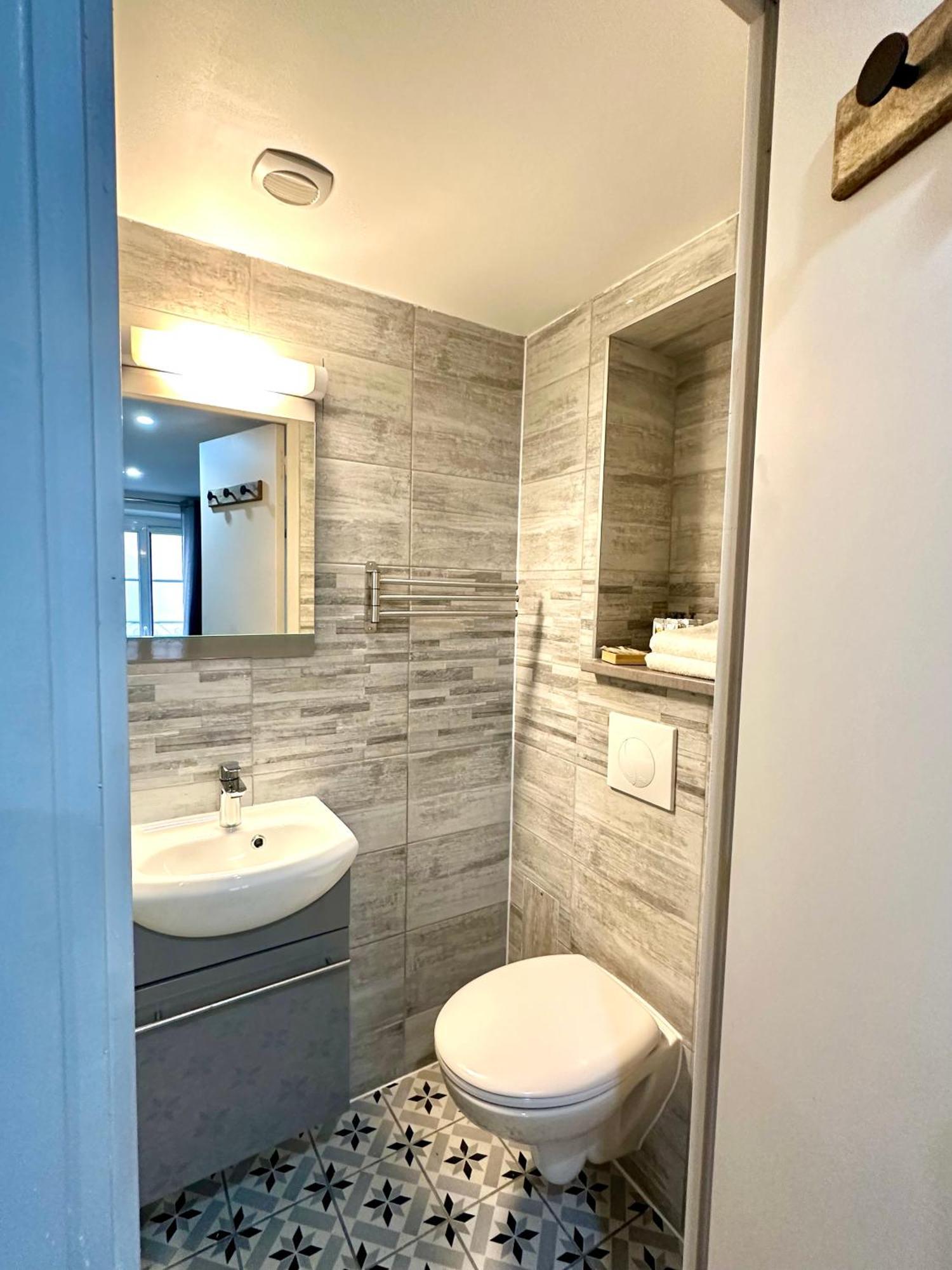 A La Buttes Aux Cailles Paris